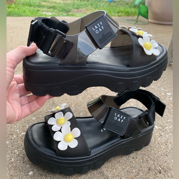 Melissa X Lazy Oaf Kick Off Sandal Black & Daisy, US 6 - Picture 5 of 10